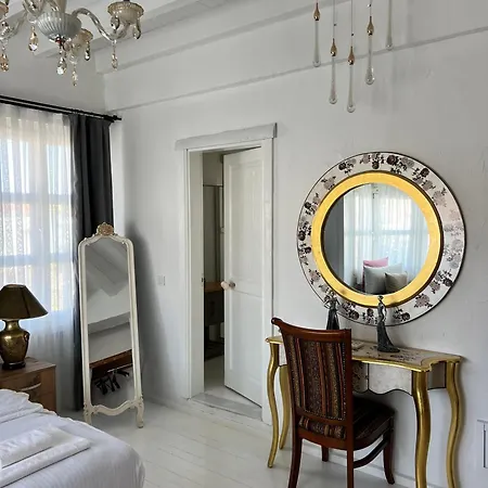B House Hotel