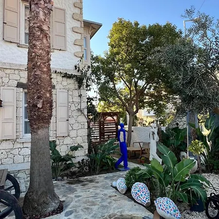 B House Hotel
